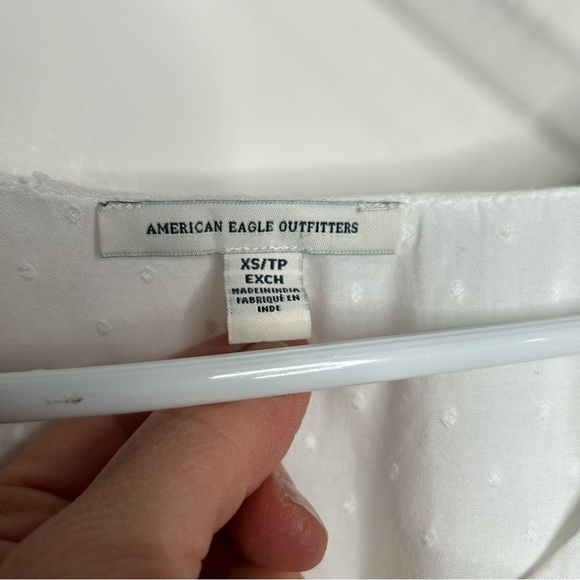 American Eagle Outfitters Ruffled Deep V-neck Double Ruffled Sleeve Swiss Dot XS - Picture 2 of 4